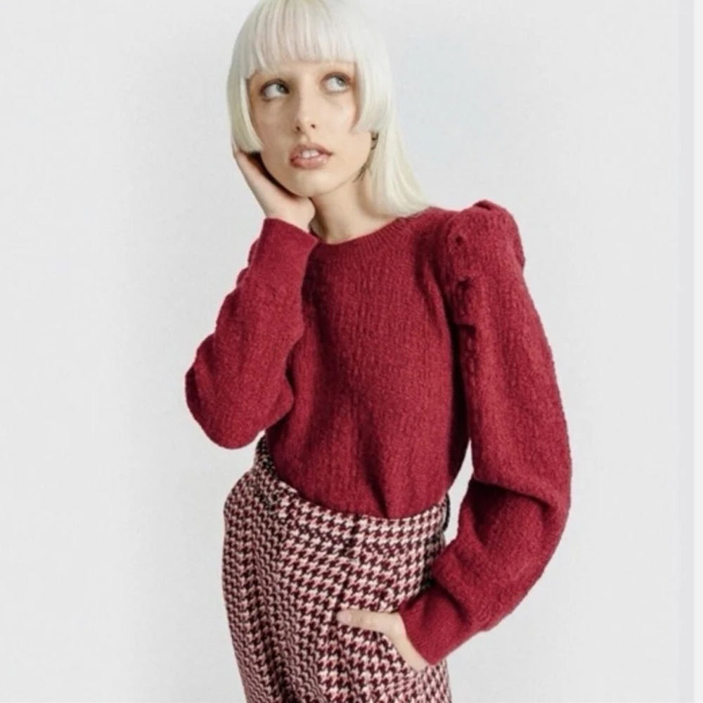 Lili Sidonio by Molly Bracken Burgundy Structured Puff Sleeve Sweater sz Small